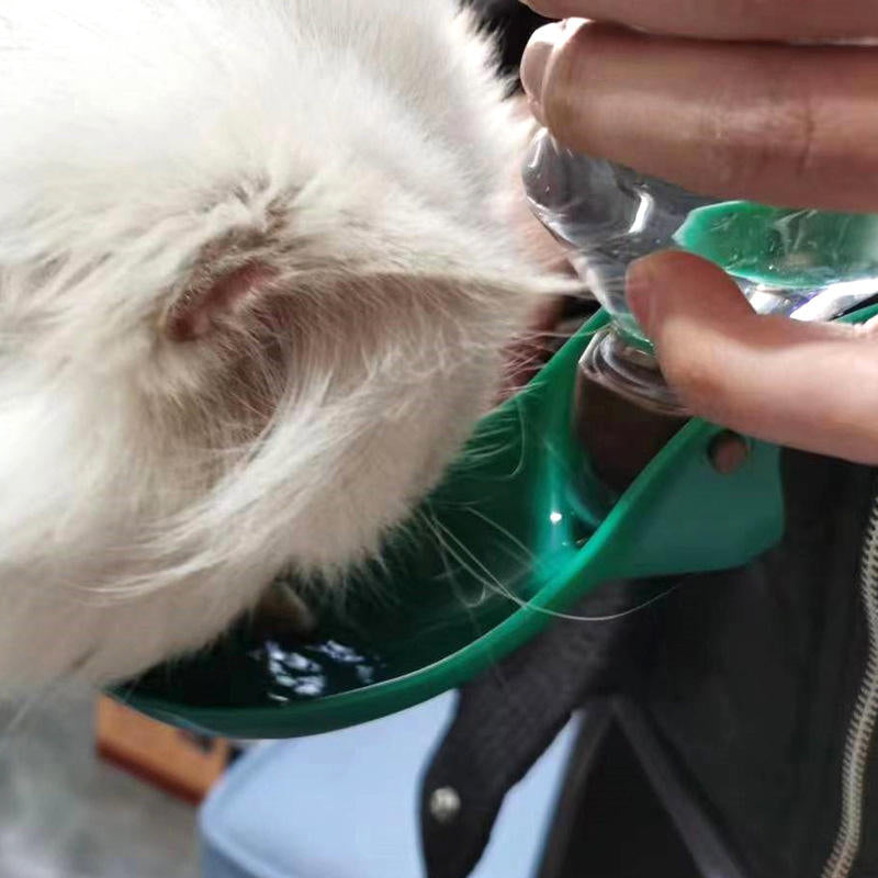 Portable Pet Water Bottle for Dogs and Cats, Outdoor Dog Drinking Bottle with Built-In Bowl, Leak-Resistant Travel Water Dispenser for Walking, Hiking and Camping