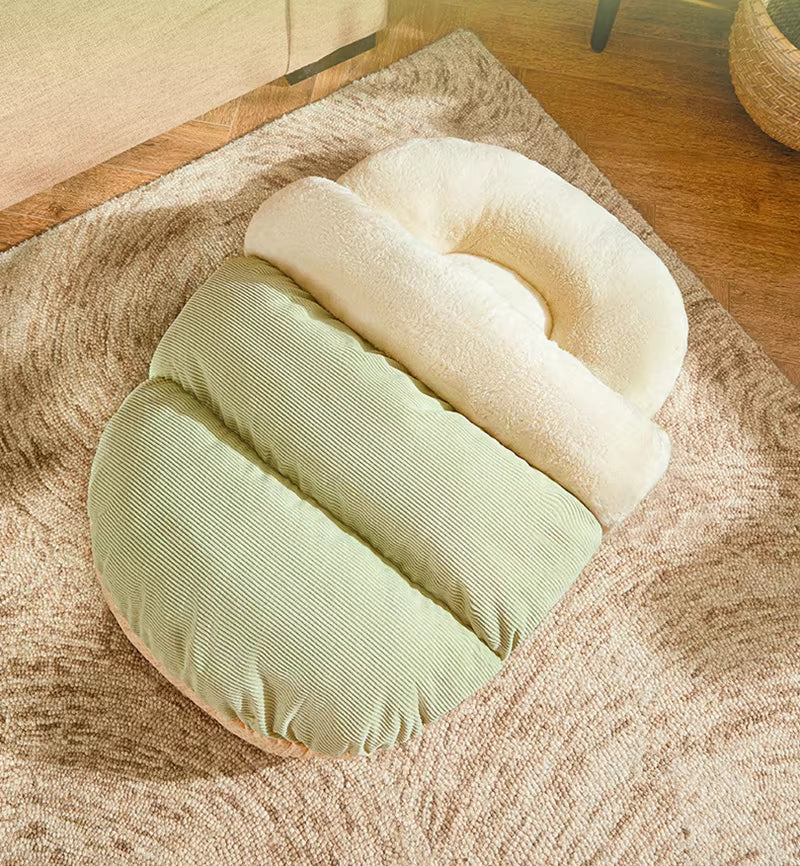 Cozy Enclosed Cat Bed, Warm Covered Cat Cave House for Indoor Cats, Soft Plush Hideaway Bed for Kittens and Small Pets