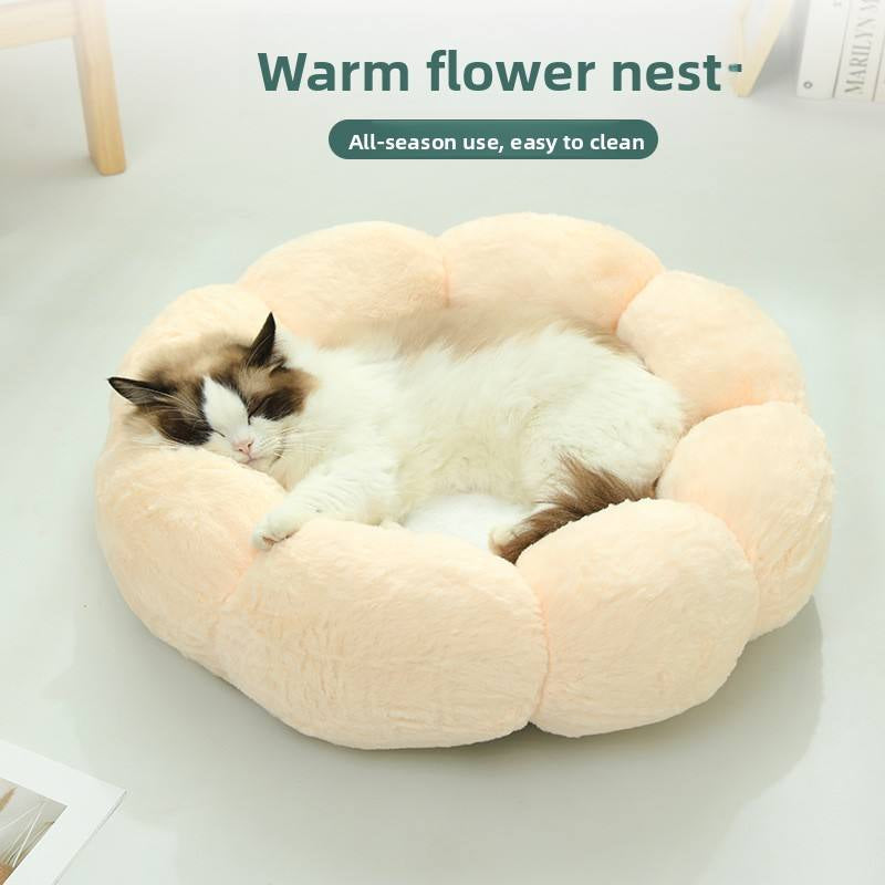 Round Floral Cat Bed, Cozy Flower-Shaped Pet Bed for Cats and Small Dogs, Soft Plush Cushion Bed for Indoor Sleeping and Lounging